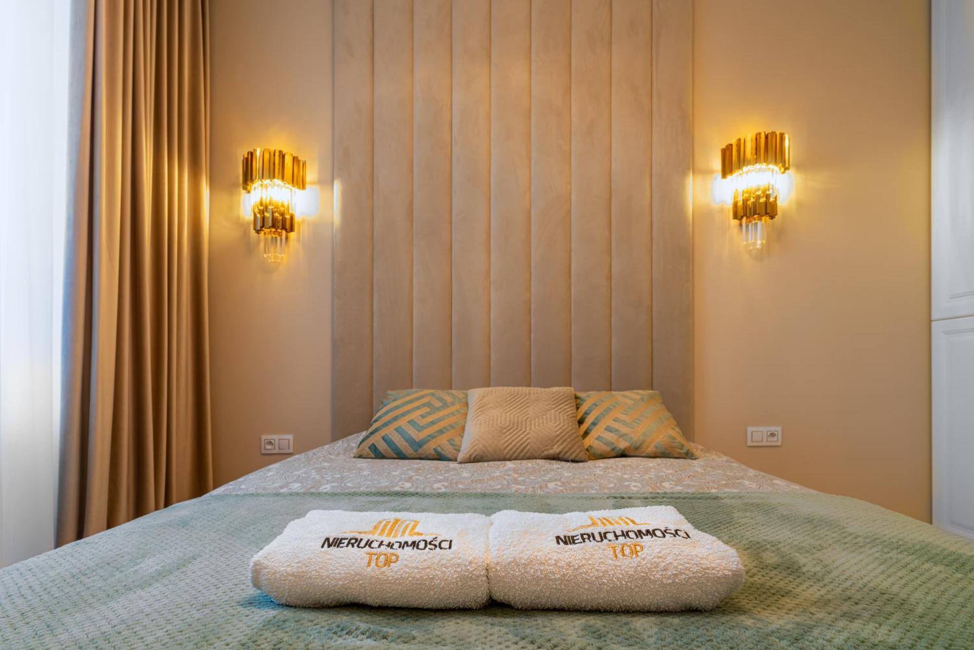 Apartament Versace Jana Pawla Wrocław Extérieur photo